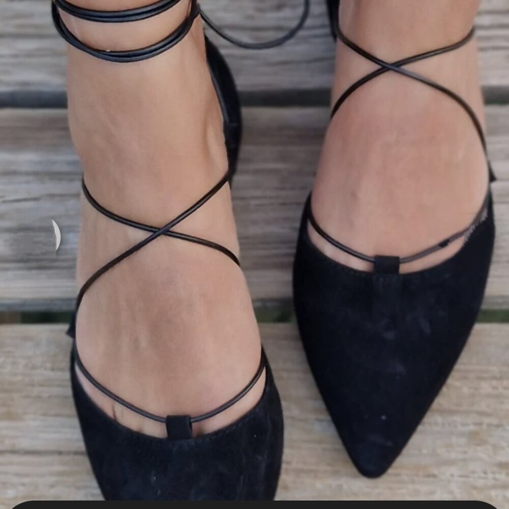 Pointed toe ballet flats